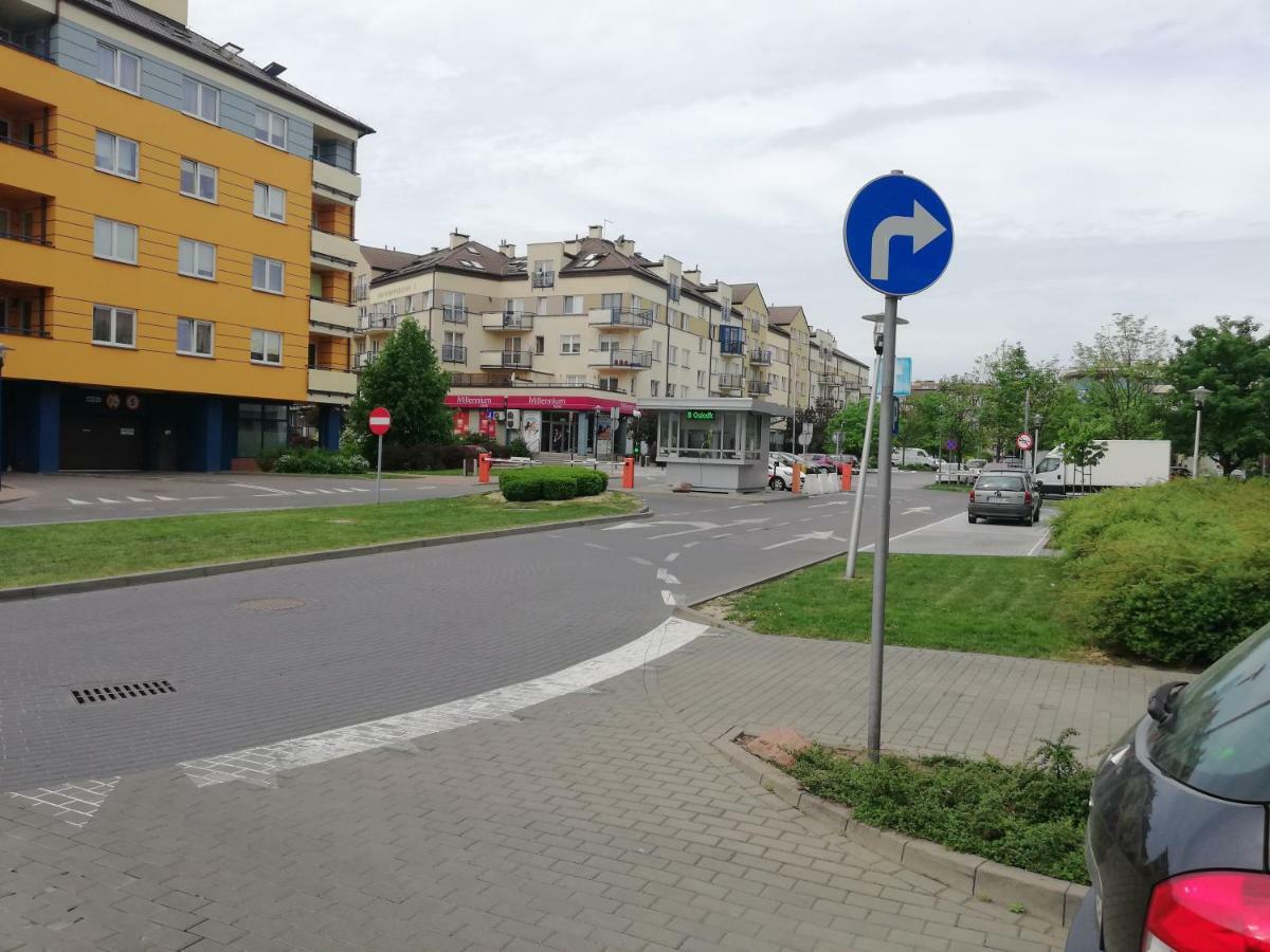Green Kabaty Apartment 3 Варшава Екстериор снимка